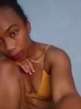 Cam4 Free Porn Cam of MirielleH