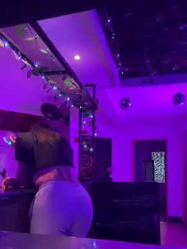 Cam4 Free Live Porn of BIG_PRINCESS