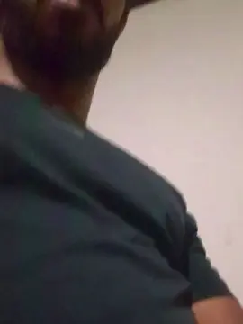 Cam4 Live Porn of ralph2k22