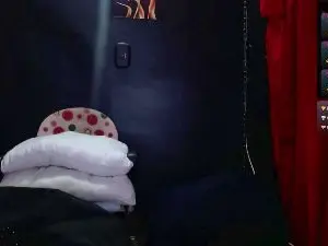 Cam4 Live Porn of paris_miss