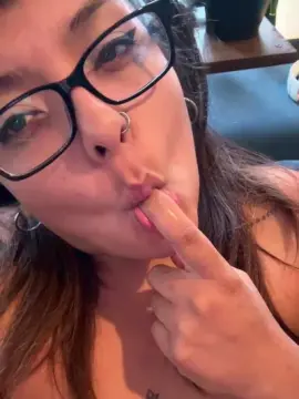 Cam4 Watch Live Sex Cams of YamilJaz