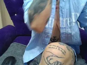 Cam4 Sex Cam of KennyVibe