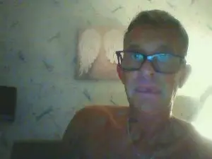 Cam4 Live Sex Cam of DADDYDICKLOVER