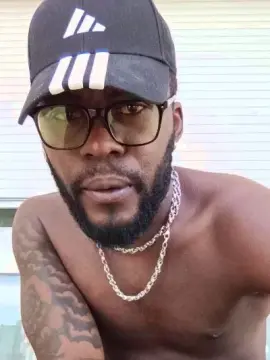 Cam4 Free Live Porn of Bigblackfrenck
