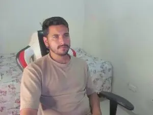 Cam4 Live Sex of kylian_07