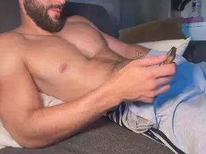 Cam4 Adult Webcam of Roylarry