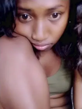 Cam4 Live Sex Cam of MirielleG