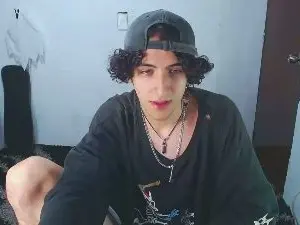 Cam4 Free Live Porn of Noah_sokolov_
