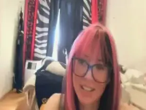 Cam4 Best live sex cam show of PollyGlomb