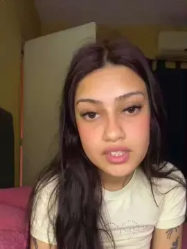 Cam4 Live Porn of kamm27