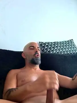 Cam4 Watch Live Sex Cams of Zahora_78