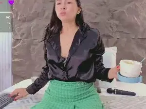 Cam4 Free Live Porn of conie_jones