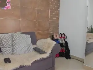 Cam4 Free Porn Cam of conie_jones