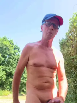 Cam4 Live Porn of francknc