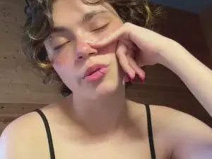 Cam4 Live Sex of ElainaSynnott