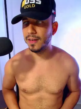 Cam4 Free Porn Cam of Thommerxxx