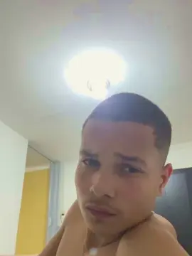 Cam4 Adult Webcam of lucas7285