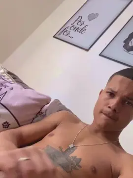Cam4 Live Sex of lucas7285