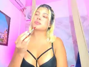 Cam4 Watch Live Sex Cams of sofiacastillo01