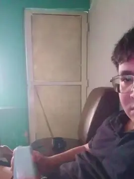Cam4 Sex Cam of Jaco999990