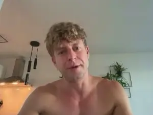 Cam4 Live Sex Cam of Heikhoe69