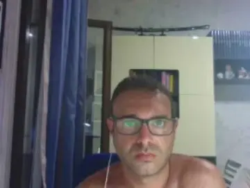 Cam4 Adult Video Chat of giuprisc