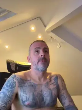 Cam4 Adult Webcam of RagingRomeo