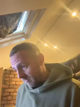 Cam4 Live Sex Cam of RagingRomeo