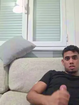 Cam4 Live Sex of Enriquevk20