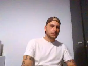 Cam4 Free Live Porn of burger1
