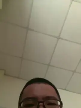 Cam4 Free Live Porn of edgemebear6969
