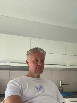 Cam4 Live Sex Cam of Faggot1967