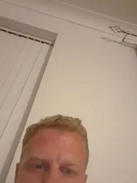 Cam4 Free Porn Cam of azzad86