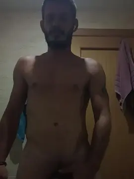 Cam4 Live Sex Cam of Hugo1387l