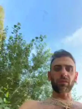 Cam4 Nude Webcam of danihcw97