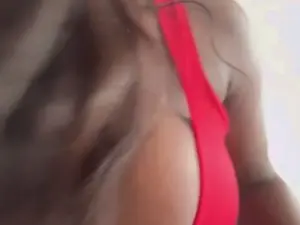 Cam4 Free Live Porn of naomyxxx4
