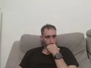 Cam4 Private Sex Chat of LukaShyGuy225