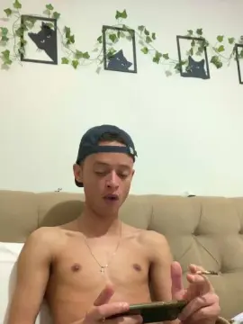 Cam4 Watch Live Sex Cams of thallysson7