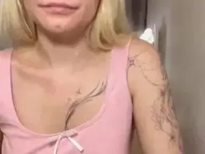 Cam4 Adult Webcam of IonaMarket
