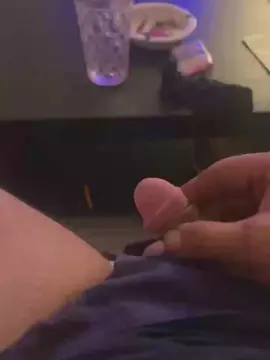 Cam4 Nude Webcam of tonysexy