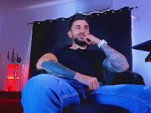 Cam4 Adult Video Chat of MightyAaronX