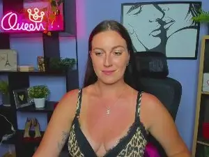 Cam4 Free Live Porn of Burn_AMANDA