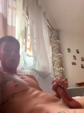 Cam4 Sex Chat of Cristiangonzaa