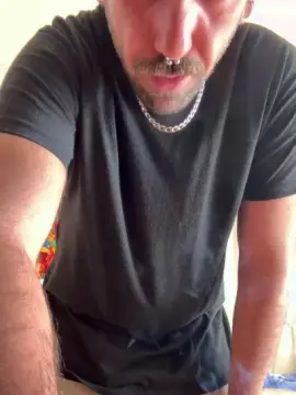 Cam4 Private Sex Chat of Davidhetcurioso