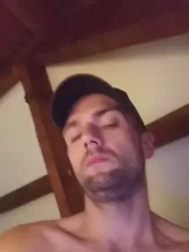 Cam4 Live Sex Cam of tallgentleman