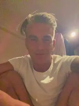 Cam4 Watch Live Sex Cams of daddyblueballs