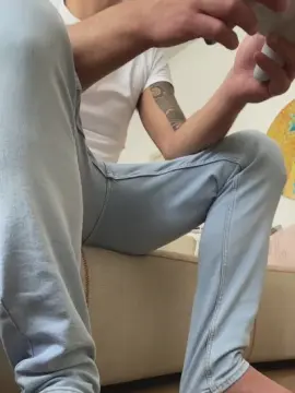 Cam4 Live Porn of daddyblueballs