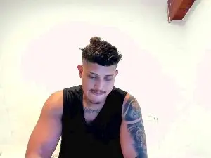 Cam4 Free Live Porn of JohanSmith__
