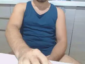 Cam4 Free Porn Cam of callmeluis