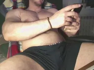 Cam4 Live Porn of Big1one1guy